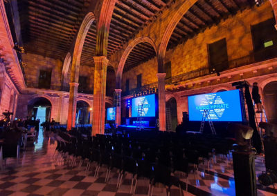 casa llotja room empty